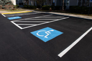 pavement line striping service